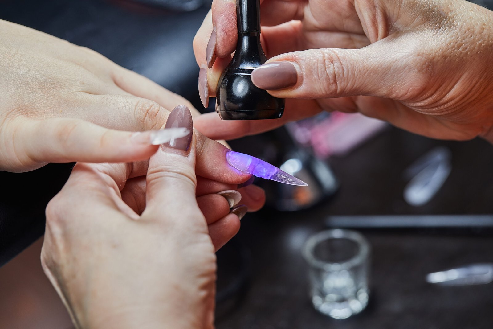 Aplicacion de uñas con gel